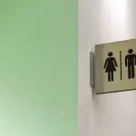 Noleggiare un bagno chimico: come funziona, quali sono le dimensioni e quali sono gli accessori fondamentali.