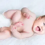 Cambiare il pannolino: come farlo in 10 semplici passi