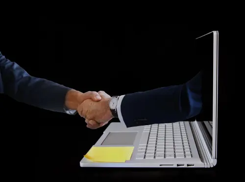 Ecommerce manager: utilizzare un comparatore di prezzi per trovare i costi di spedizione più bassi in Italia e all'estero